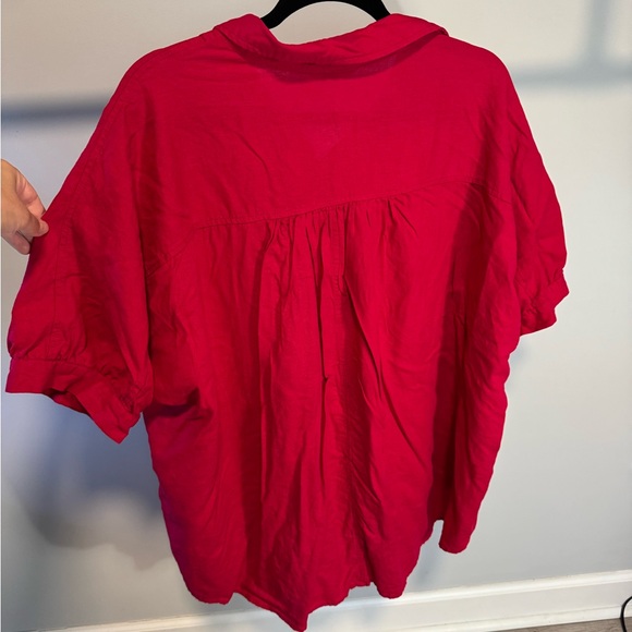 Max Studio Bold Short Sleeve Red Button Down Blouse - Picture 4 of 5